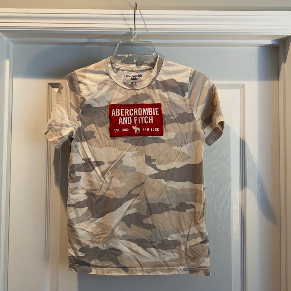 ABERCROMBIE & FITCH KIDS S/S Boys Camo Shirt 13/14